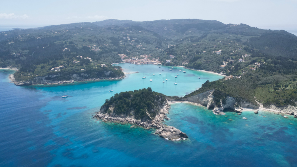 best anchorages in Ionian Islands - Lakka